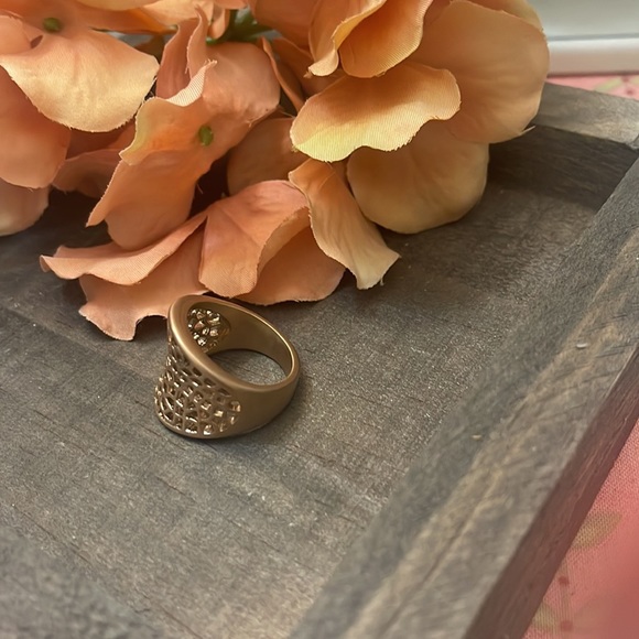 JBloom Gold Ring - Picture 2 of 5